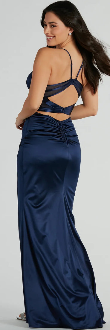 Feel instantly put-together in the Loraine Sweetheart Wrap Mermaid Satin Formal Dress in navy blue, a summer wedding guest dress designed for confident style and all-out celebration.