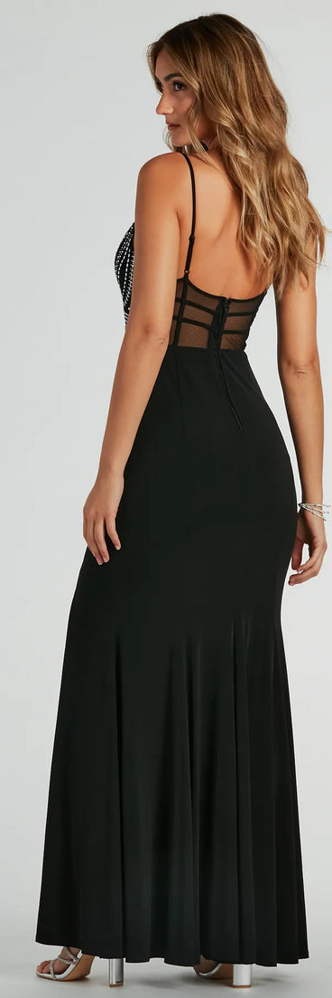 Revamp your 2025 wardrobe with this chic addition, the Josephine V-Neck Rhinestone Mermaid Formal Dress in black, perfect for elevating your style in the new year.