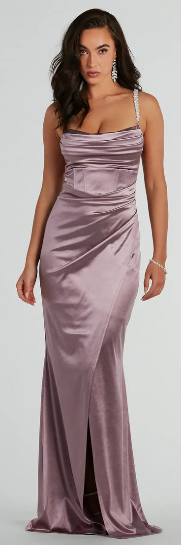 You'll look stunning in the Sam Faux Pearl Strap Mermaid Satin Formal Dress, a lavender formal dress designed to create an effortless yet standout look as women's formal holiday attire, work party outfit, or NYE dress.