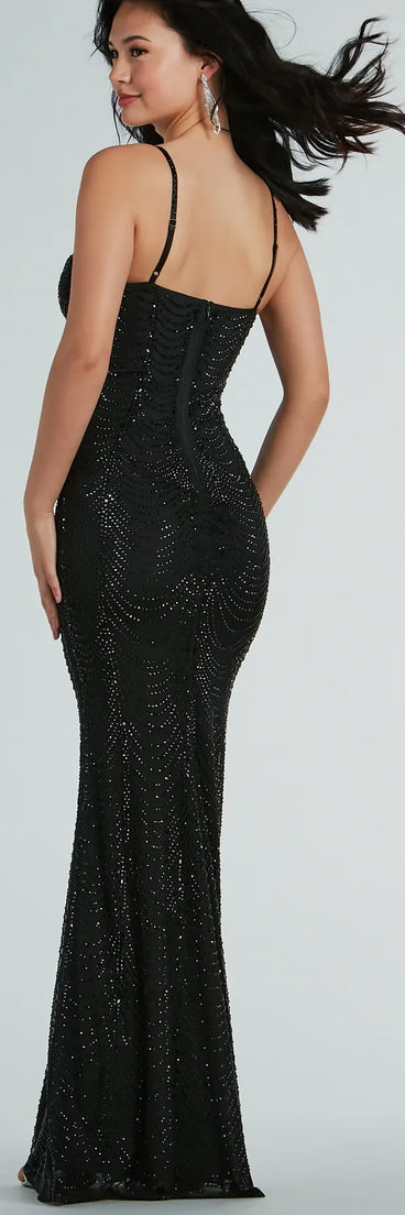 Revamp your 2025 wardrobe with this chic addition, the Emersyn Sweetheart Rhinestone Slim Formal Dress in black, perfect for elevating your style in the new year.