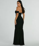 You'll feel stylish and confident in the Cece Off-The-Shoulder Mermaid Mesh Formal Dress as your 2025 Prom Dress to stand out at your dance or event.