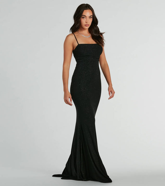 Turn heads at Prom 2025 in this black prom dress, where statement-making details meet the iconic style of the Colleen Lace Up Mermaid Glitter Formal Dress .