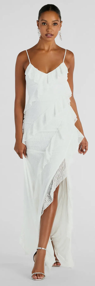 You'll feel stylish and confident in the Aimee V-Neck Ruffle Slim Lace Formal Dress as your Winter Formal Dress to stand out at your dance or event.