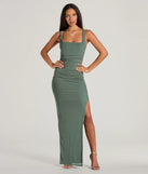 Turn heads at Prom 2025 in this sage green prom dress, where statement-making details meet the iconic style of the Layne Square Neck Slim Mesh Formal Dress .