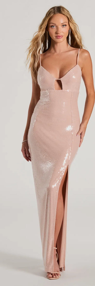 You'll feel stylish and confident in the Emerie V-Neck Cutout Slim Sequin Formal Dress as your Winter Formal Dress to stand out at your dance or event.