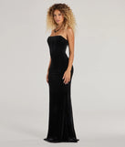 Whether it's the color or silhouette of the Luisa Pearl Fringe Trim Velvet Corset Mermaid Dress, this black bridesmaid dress is a gorgeous pick for a maid-of-honor or to create a bridal party look ready to celebrate!