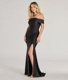 Turn heads at Prom 2025 in this black prom dress, where statement-making details meet the iconic style of the Alicia Off-The-Shoulder Mermaid Formal Dress .