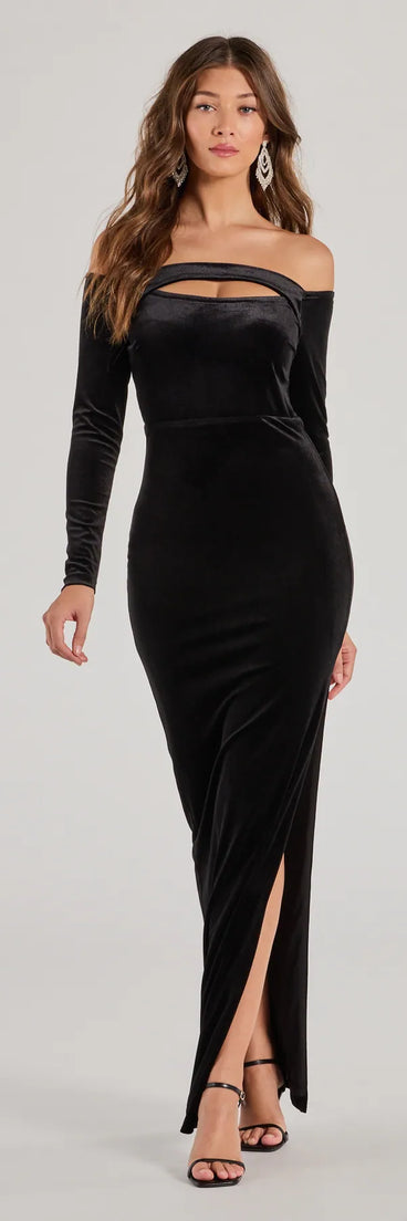 Turn heads at Prom 2025 in this black prom dress, where statement-making details meet the iconic style of the Rosalyn Velvet Off-The Shoulder Long Sleeve Formal Dress .