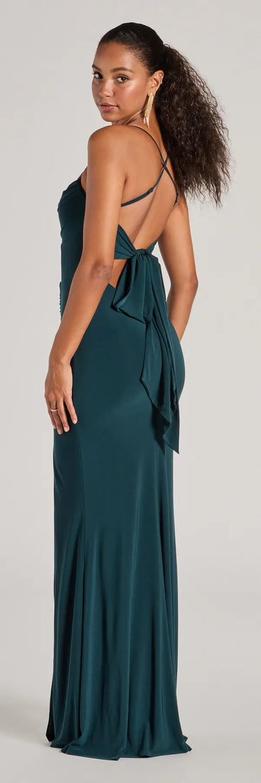 Feel instantly put-together in the Ashley Sleeveless Bow Mermaid Formal Dress in hunter green, a fall wedding guest dress designed for confident style and all-out celebration.