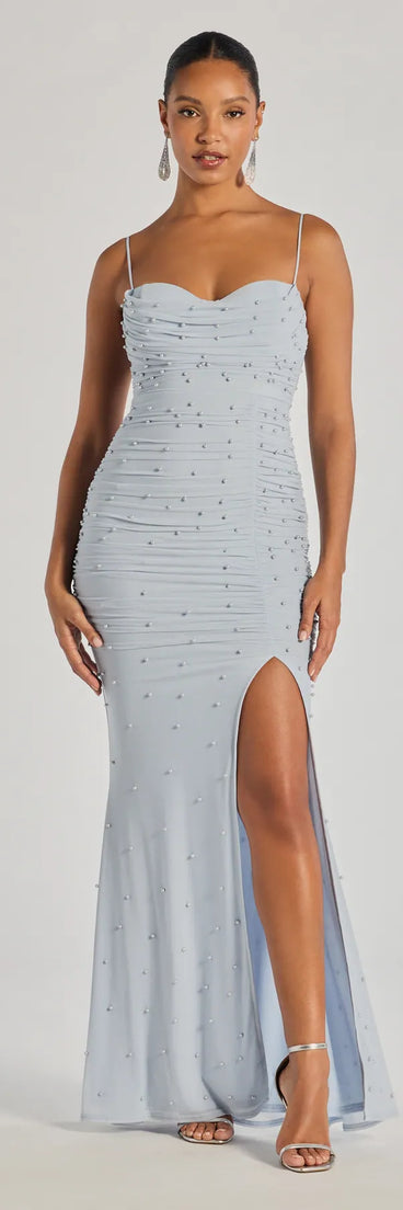 Turn heads at HOCO 2025 in this light blue homecoming dress, where statement-making details meet the iconic style of the Mellie Faux Pearl Mesh Mermaid Long Formal Dress.