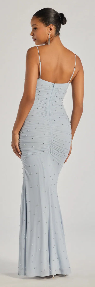 Feel ready for every dance floor moment or feed-worthy reel in the Mellie Faux Pearl Mesh Mermaid Long Formal Dress, a light blue homecoming dress designed to own your moment.
