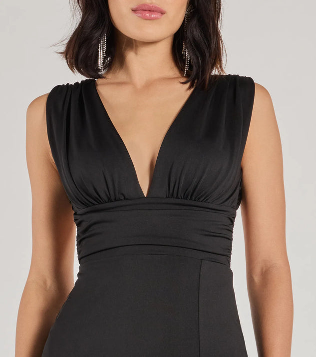 Make a bold statement in the Liesel High Slit Open Back Column Dress in black, the perfect summer dress for weddings, cocktail hours, nights out, and/or seasonal celebrations.