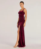 Whether it's the color or silhouette of the Christina Lace-Up Back Velvet Dress, this burgundy bridesmaid dress is a gorgeous pick for a maid-of-honor or to create a bridal party look ready to celebrate!