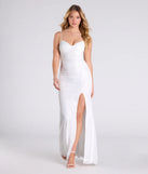 Step into milestone moments with the Rory Sweetheart Slit Bodycon Lace Formal Dress, a standout in white dresses perfect for birdal showers, Easter celebrations, and 2025 grad looks.