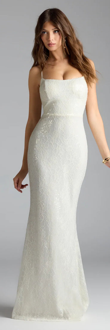 The Fiona Lace-Up Mermaid Sequin Formal Dress is your new go-to ivory dress—effortless, versatile, and made to update your fall style in seconds.