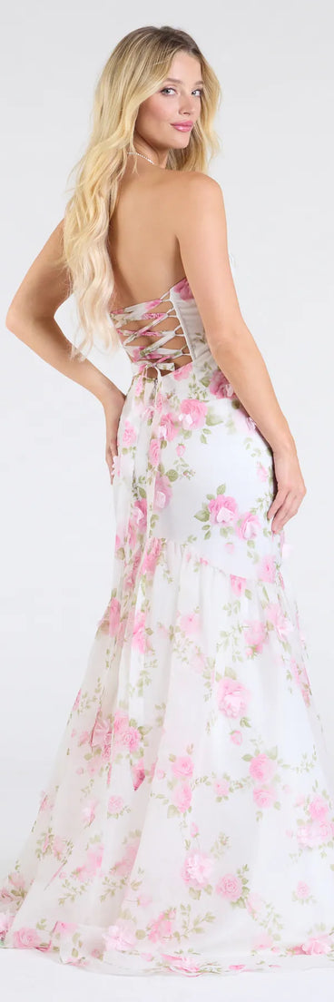 Make a bold statement in the Robin Strapless Lace-Up Floral Mermaid Formal Dress in ivory, the perfect summer dress for weddings, cocktail hours, nights out, and/or seasonal celebrations.