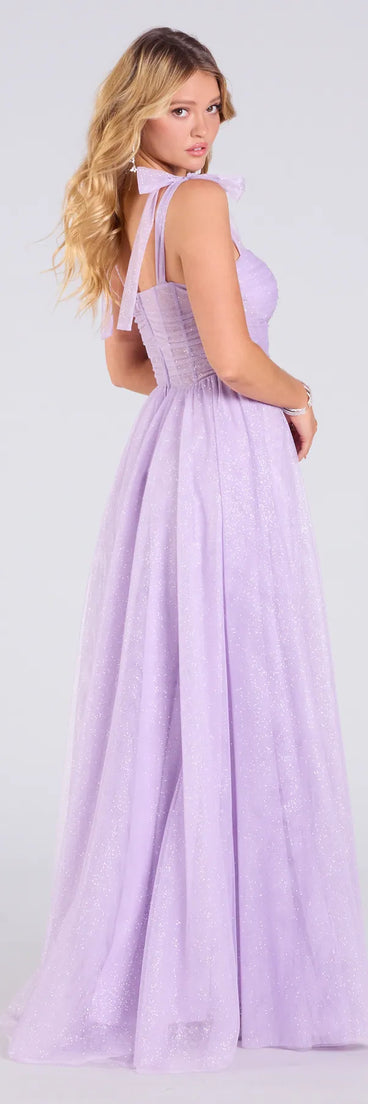 Style your seasonal looks with the Ellery Glitter Tulle A-Line Formal Dress, a trend-right, lavender fall dress designed for any plan on your calendar with new and unqiue details.