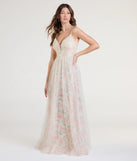 Step into milestone moments with the Samaria Sweetheart A-Line Floral Lace Tulle Formal Dress, a standout in ivory dresses perfect for birdal showers, Easter celebrations, and 2025 grad looks.