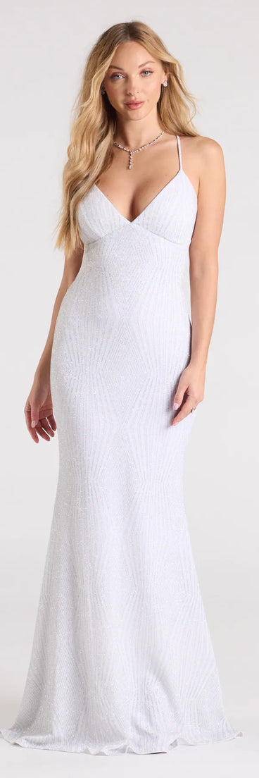 The Carina Lace-Up Mermaid Glitter Formal Dress is your new go-to white dress—effortless, versatile, and made to update your fall style in seconds.