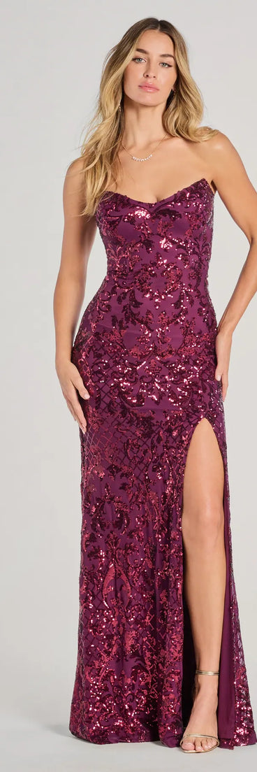 The Chandler Strapless Lace-Up Sequin Formal Dress is your new go-to plum dress—effortless, versatile, and made to update your fall style in seconds.