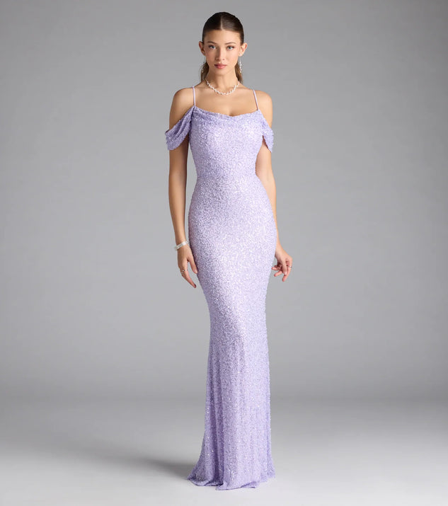 Turn heads at Prom 2025 in this lavender prom dress, where statement-making details meet the iconic style of the Faye Cold Shoulder Mermaid Beaded Formal Dress.