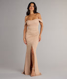 Own every entrance in the Airlie Formal Glitter Off-The-Shoulder Dress, a mauve party dress perfect for milestone birthdays and grad parties, or dancing through autumn nights and unforgettable bachelorette celebrations.