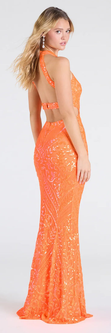 Make the big day unforgettable with the Franny Open Back Bodycon Sequin Formal Dress, a gorgeous orange bridesmaid dress that balances elegance and affordability.