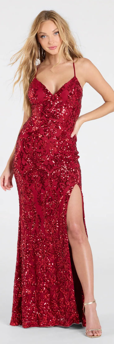 Make the big day unforgettable with the Violetta Sequin Lace-Up Mermaid Dress, a gorgeous red bridesmaid dress that balances elegance and affordability.