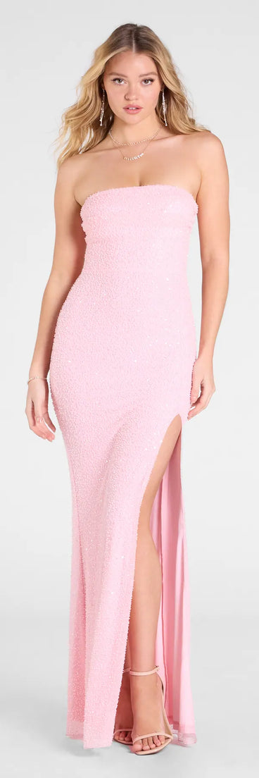 Bring a fun and feminine vibe with the Cindy Beaded Strapless Column Formal Dress, a scroll-stopping style from Windsor's pink homecoming dress collection that brings playful charm to every HOCO moment.