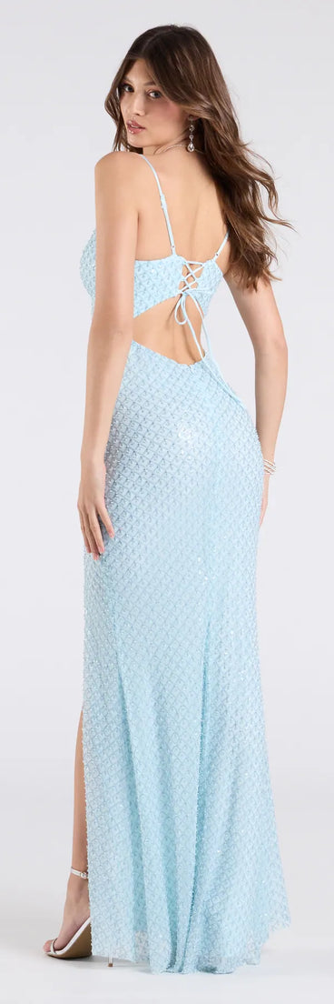 Turn heads at HOCO 2025 in this light blue homecoming dress, where statement-making details meet the iconic style of the Valeria Cutout Lace-Up Sequin Beaded Formal Dress.