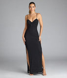 Turn heads at Prom 2025 in this black prom dress, where statement-making details meet the iconic style of the Solange Sweetheart Bodycon Rhinestone Formal Dress.