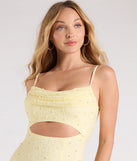 Turn heads at Prom 2025 in this yellow prom dress, where statement-making details meet the iconic style of the Marine Cutout Slit Mermaid Beaded Formal Dress.