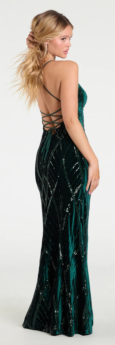 The Gisele Sequin Velvet Lace-Up Mermaid Dress in hunter is a stunning green prom dress designed to capture attention with its fresh or bold color and effortlessly stylish silhouette.
