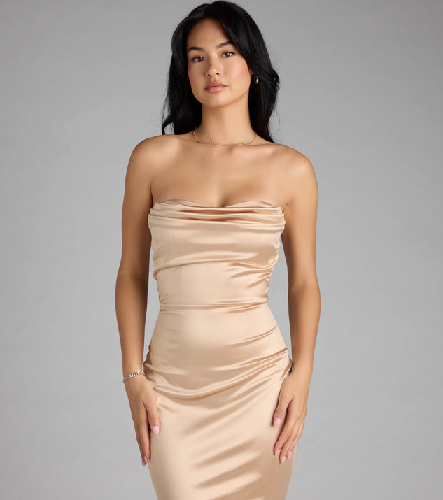 Own your moment in the Priscilla Formal Satin Strapless Mermaid Dressin taupe, a standout 2025 Homecoming Dress that captures all the glam and energy of the night.