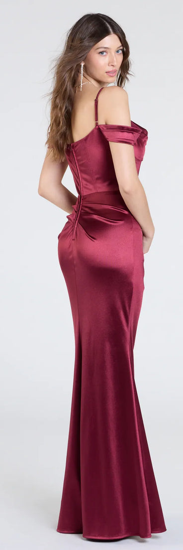 Make a statement in the Trista Cold Shoulder Slit Satin Formal Dress in wine, a bold red prom dress designed to exude confidence, elegance, and a striking prom-night look.