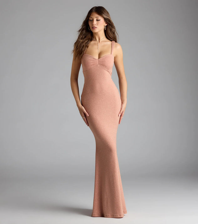 Feel instantly put-together in the Halie Open Back Mermaid Glitter Formal Dress in camel brown, a summer wedding guest dress designed for confident style and all-out celebration.