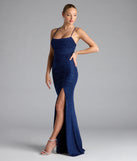 Turn heads at Prom 2025 in this navy blue prom dress, where statement-making details meet the iconic style of the Diane Lace-Up Slit Mermaid Glitter Formal Dress.