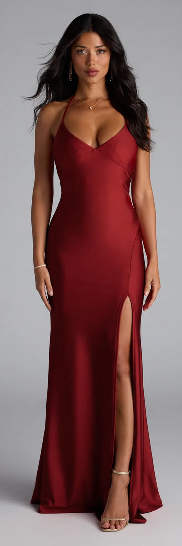 The Becky V-Neck Tie-Back Slit Mermaid Dress is your new go-to rust dress—effortless, versatile, and made to update your fall style in seconds.