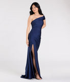 Make a bold statement in the Mona Off-Shoulder Slit Mermaid Formal Dress in navy blue, the perfect spring dress for weddings, cocktail hours, nights out, and/or seasonal celebrations.