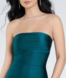 Own the spotlight in the Cheryl Strapless Slit Mermaid Formal Dress, a hunter green formal dress crafted to deliver luxe style for autumn weddings, Military Balls, or any special event.