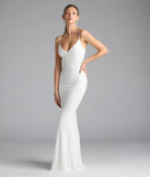 Step into milestone moments with the Kaylie V-Neck Bodycon Sequin Bead Formal Dress, a standout in white dresses perfect for birdal showers, Easter celebrations, and 2025 grad looks.