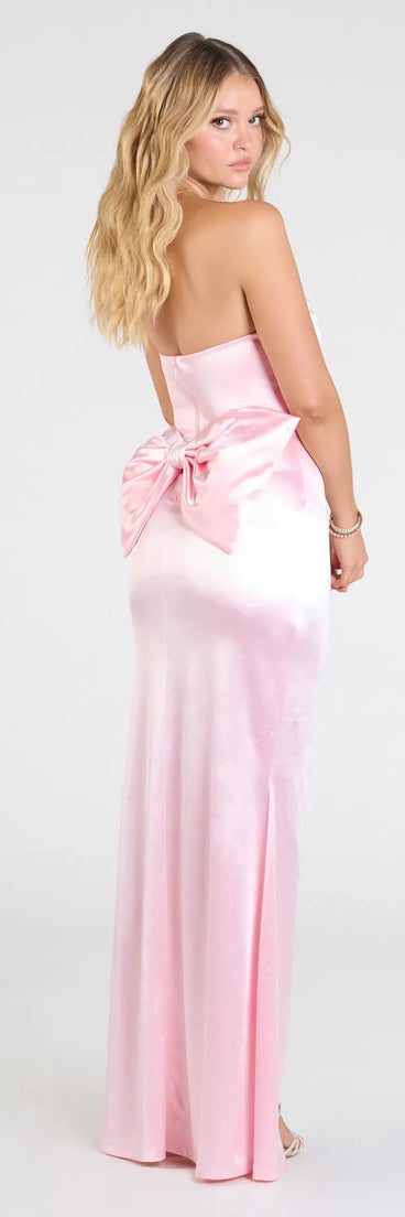 Flaunt your silhouette in the tight Mackenzie Strapless Corset Bow Satin Formal Dress in pink, a bodycon dress that empowers your look with bold style and effortless edge.