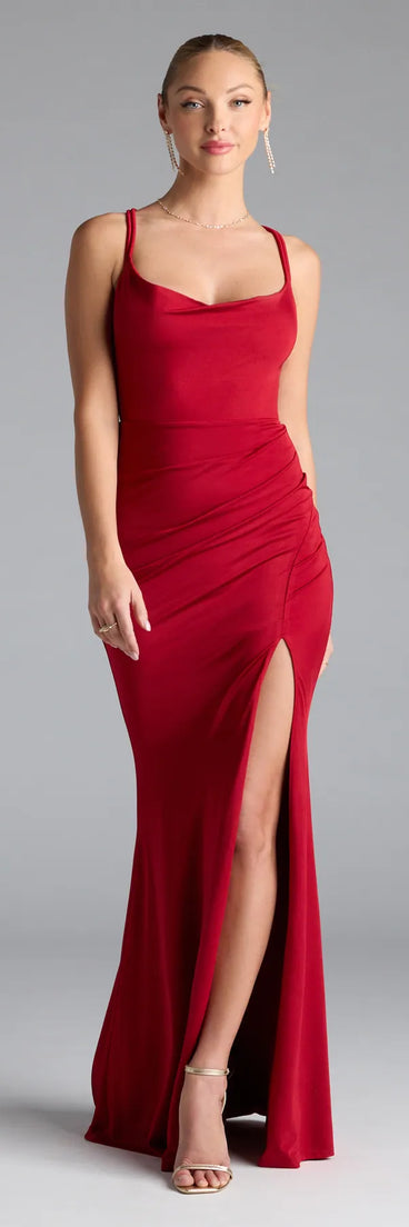 Own the spotlight in the Fabienne Open Back Slit Mermaid Formal Dress, a red formal dress crafted to deliver luxe style for autumn weddings, Military Balls, or any special event.
