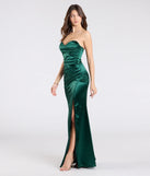 Make a bold statement in the Lilyana Sweetheart Slit Satin Formal Dress in hunter green, the perfect green dress for weddings, cocktail hours, nights out, and/or seasonal celebrations.