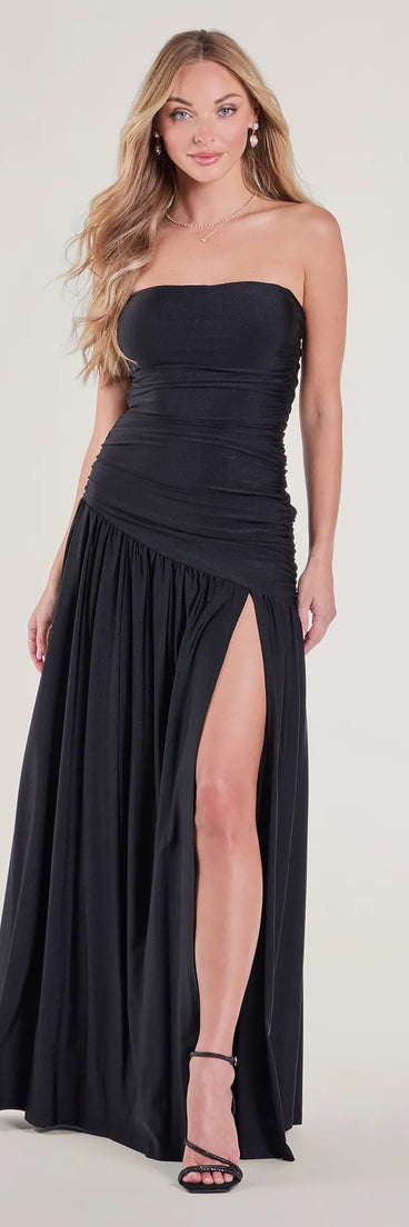 Feel instantly put-together in the Lindsey Strapless Slit A-Line Formal Dress in black, a stylish wedding guest dress designed for confident style and all-out celebration.