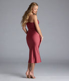 With its mid-calf hem and popular flattering fit, the Keep Knit It Sleek Midi Dress in mauve nails the balance of trend and ease, redefining go-to midi dresses for any occasion.