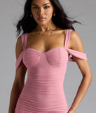 Step into summer looking effortlessly chic in the Looking Fab Cold-Shoulder Ruched Bodycon Midi Dress in pink, a must-have Windsor dress for your warm-weather wardrobe.