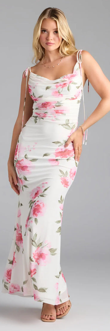 Step into summer looking effortlessly chic in the Now In Bloom Open Back Floral Maxi Dress in ivory, a must-have Windsor dress for your warm-weather wardrobe.