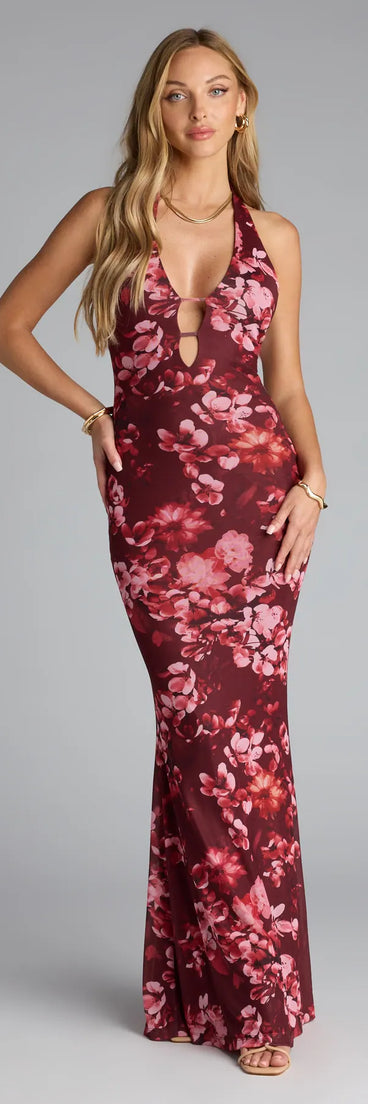 Style your seasonal looks with the Own the Bloom Floral Strappy Halter Maxi, a trend-right, burgundy fall dress designed for any plan on your calendar with new and unqiue details.