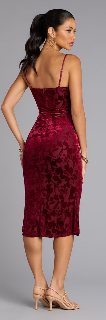 Oh-So-Chic Floral Velvet Burnout Midi Dress | Windsor Oh-So-Chic Floral Velvet Burnout Midi Dress | Windsor